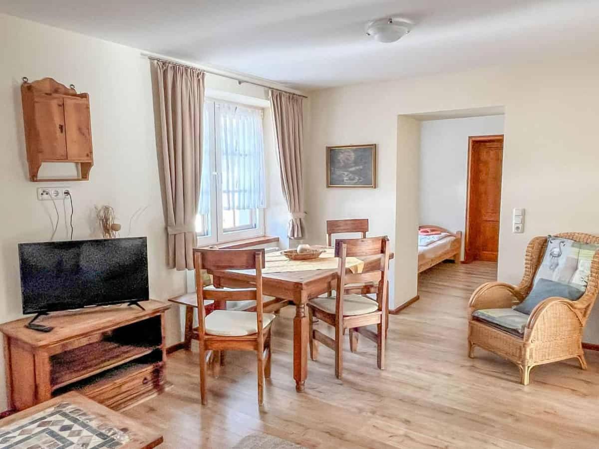 Am Eifelsteig Apartment Neroth