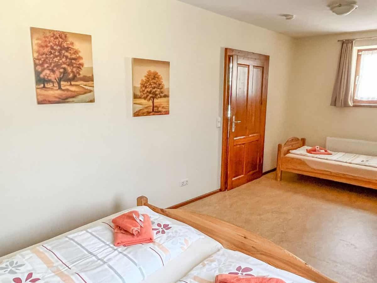 Am Eifelsteig Apartment *